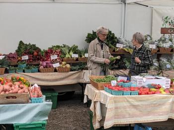 Boothbay Farmer's Market. CANDI JONETH/Boothbay Register