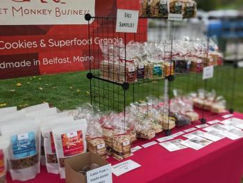 Boothbay Farmer's Market. CANDI JONETH/Boothbay Register