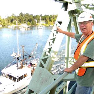 Dwight Lewis, Southport Bridge, Boothbay Register, Diane Randlett