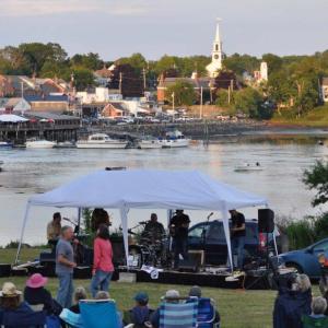 Lincoln Home Newcastle Maine July 4 Boneheads Barbecue Fireworks