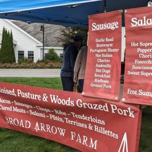 Boothbay Farmer's Market. CANDI JONETH/Boothbay Register