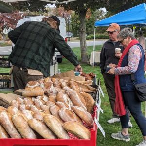 Boothbay Farmer's Market. CANDI JONETH/Boothbay Register